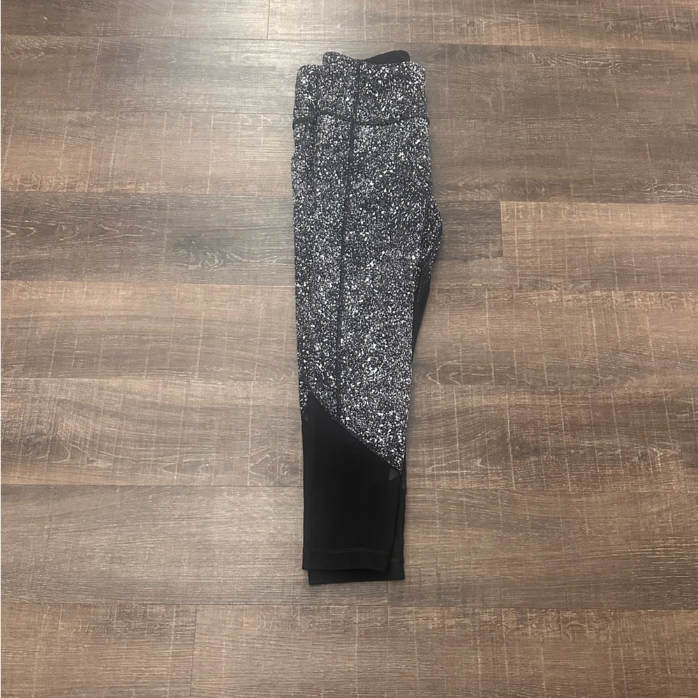 Lululemon Pace Rival Crop Splatter White Black Leggings Size 8 - Picture 4 of 6